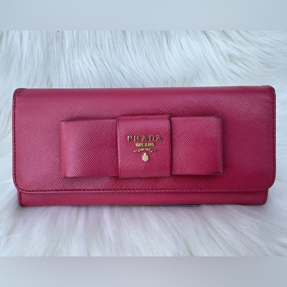 Prada Saffiano Wallet w/ Box + Auth Card - Picture 2 of 16